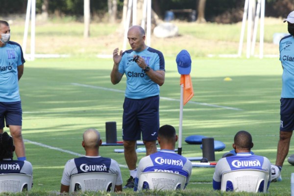 Así fue el día 1 de Honduras: La charla de Coito, solo 12 jugadores y la baja ante Canadá
