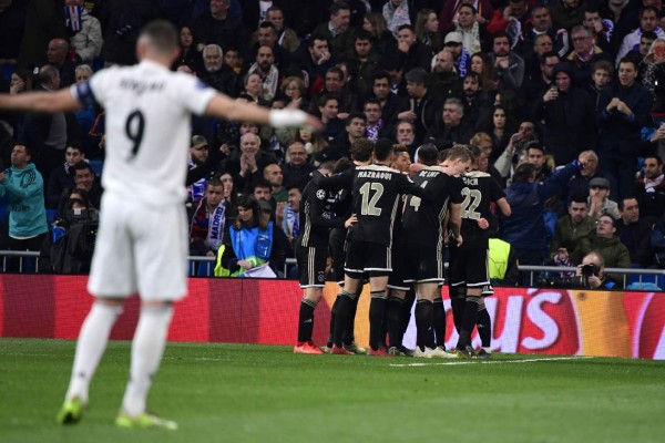 NO SE VIO EN TV: El desconsuelo de los futbolistas del Real Madrid y el jugador del Barcelona en el Bernabéu