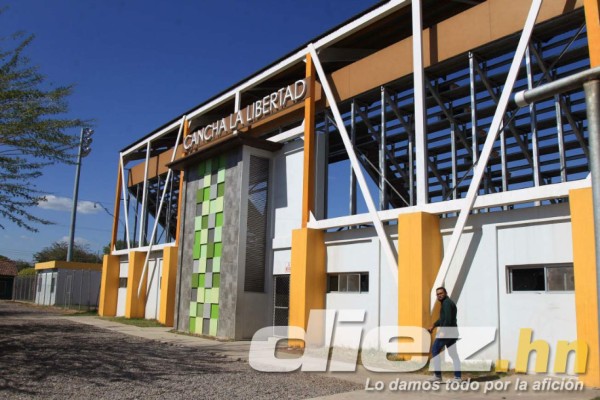 Las cinco canchas de fútbol 11 que son sintéticas en Choluteca