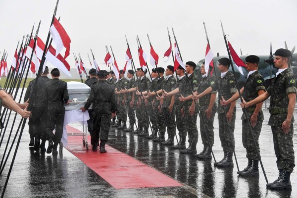 ¡Imposible no llorar! Así fue el último adiós a futbolistas del Chapecoense