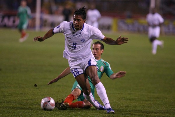 Las fotos polémicas que nos han dejado los choques México-Honduras