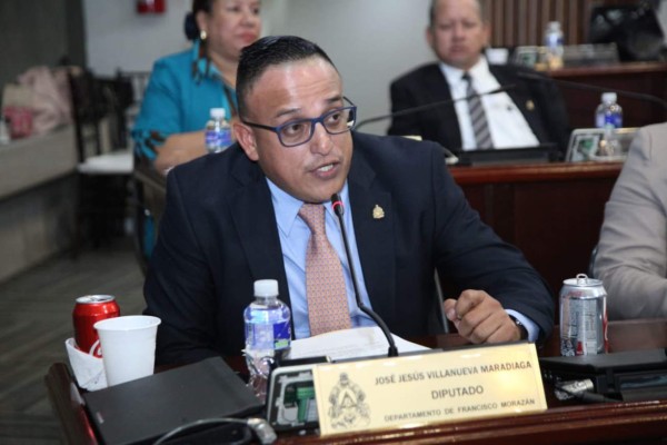 Los personajes del deporte, farándula y comediantes que buscan llegar o reelegirse como diputados en el Congreso Nacional