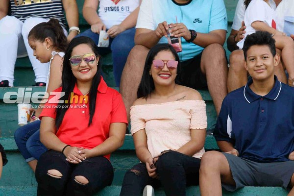 ¡Solo belleza! Las lindas chicas que adornaron la última fecha del torneo Clausura