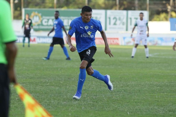 Mercado: Otra baja en Olimpia, legionario entrena con Minas y de México llegaría sustituto de Costly