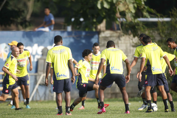 El campeón Real España inició pretemporada