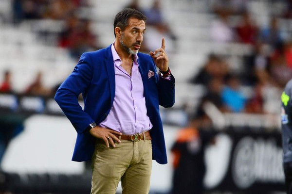 Técnicos que han sonado como opción de Honduras para Qatar 2022 y sus salarios