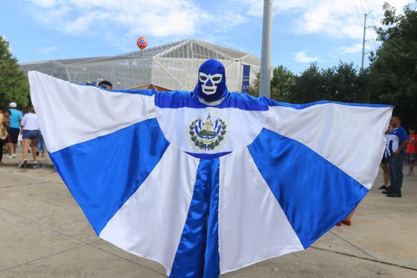 ¡Bellezas! Hondureñas y ticas se toman el BBVA Compass de Houston&nbsp;&nbsp;