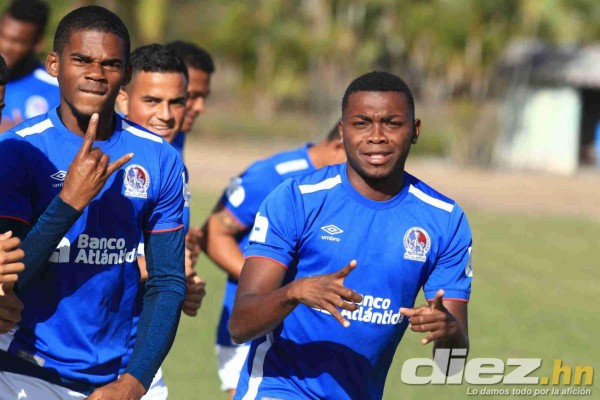 FOTOS: Dos novedades en entreno del Olimpia y Carlo Costly pone alegría en el Marathón