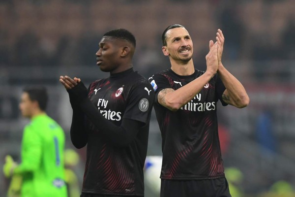 Así fue debut de Zlatan Ibrahimovic con el AC Milan en Italia: Muchas risas y locura en las gradas