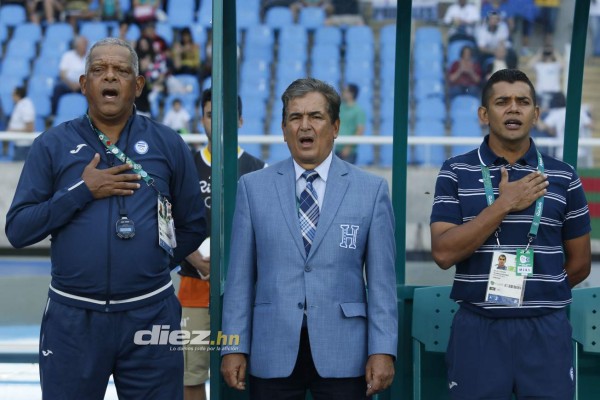 El abrazo con el 'Doctor' Thomas y un recuerdo con Neymar: las imperdibles imágenes de Roy Posas en vida