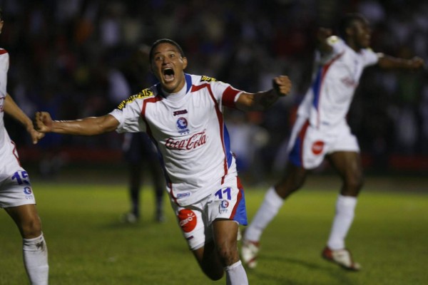 TOP: Los jugadores de Liga Nacional enamorados de una sola camisa