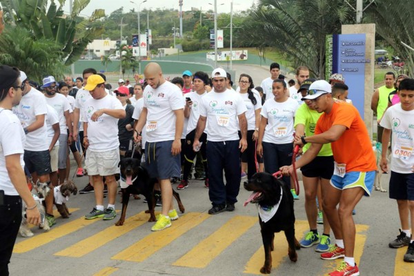 La carrera animalista fue un éxito en Tegucigalpa