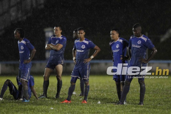 ¡Belleza, júbilo y llanto! Las imágenes curiosas de las semifinales del Ascenso