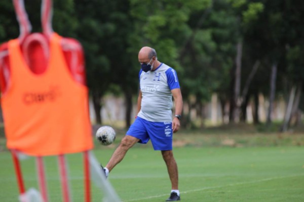 Así fue el tercer día de entreno de la 'H': la 'mesa de billar' que le cautiva a Coito y los que faltan en integrarse