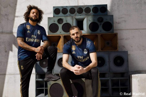 ¡De lujo! Real Madrid presenta su segunda equipación para la temporada 2019-20