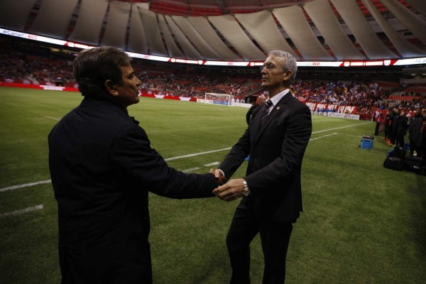 EN FOTOS: Noche para el olvido de Honduras en Vancouver