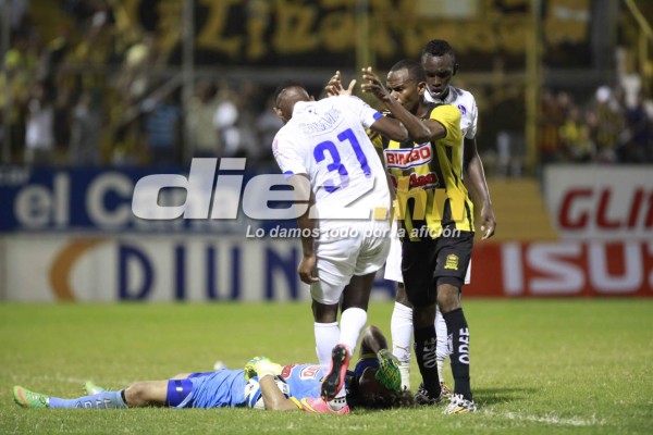 La mejores imágenes del clásico España Olimpia