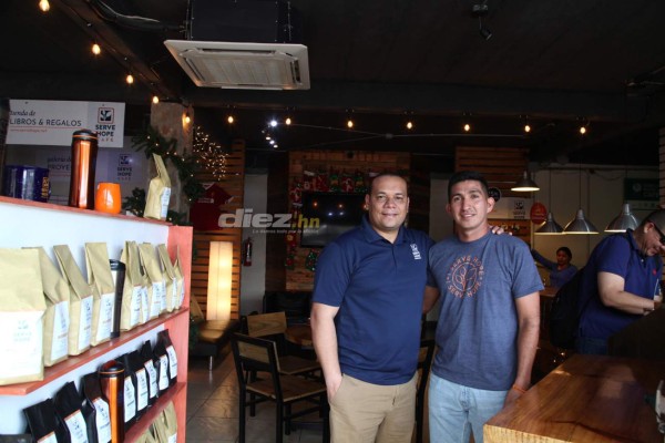 Entre repuestos, café y vacas, Irvin Reyna se olvida del fútbol en Siguatepeque