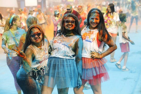 Las chicas más hermosas que engalanaron el Colorun 2016