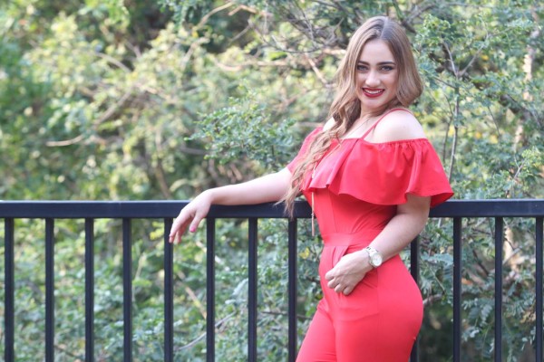 ¡Qué belleza! Mariela Rodríguez, la presentadora hondureña y abogada que suspira por Olimpia