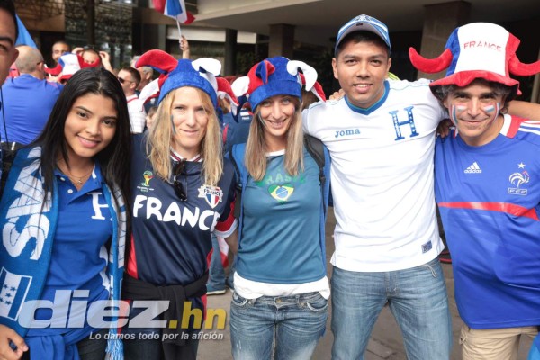 Así se vive el ambiente previo al juego Honduras vs Francia.