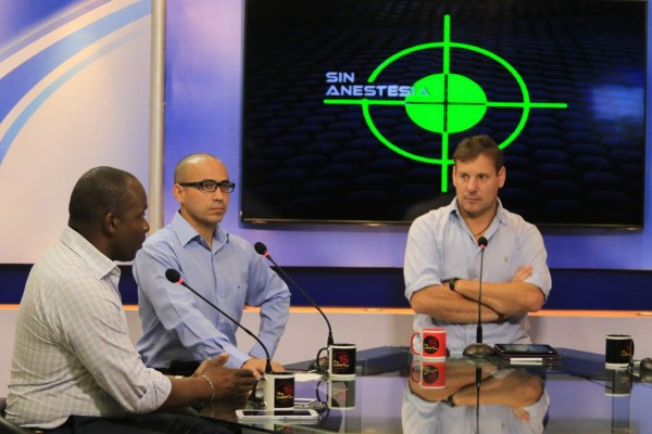 Los futbolistas hondureños y su pasión por los medios