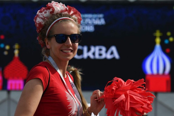 ¡BELLEZA! Las espectaculares aficionadas de Polonia en el Mundial de Rusia