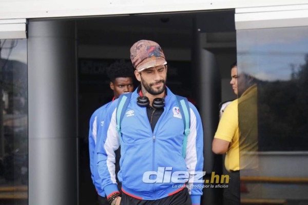 Los rostros de impotencia: Así regresó Olimpia tras ser vapuleado por Saprissa en Costa Rica