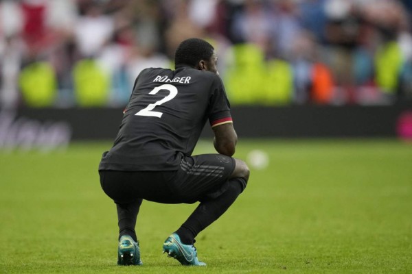 Fotos: los invitados de lujo, preciosas chicas, alemanes hundidos y le dice adiós a la selección