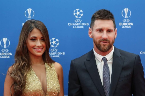 ¡Qué fotos! Antonella Roccuzzo levanta suspiros durante el sorteo de la Champions