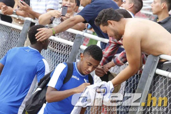 Honduras se prepara en Houston previo a enfrentar a México