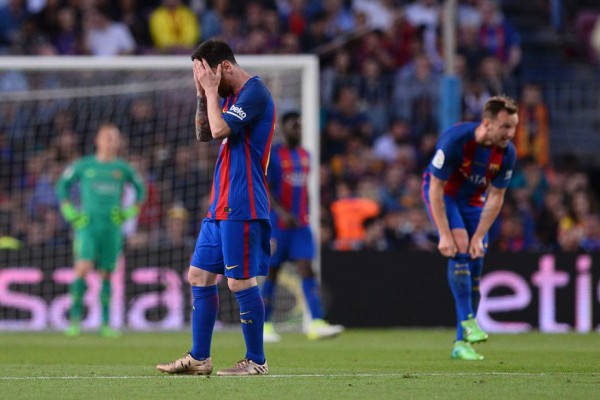 LO QUE NO SE VIO POR TV: El Real Madrid celebra y el Barcelona llora en el Camp Nou