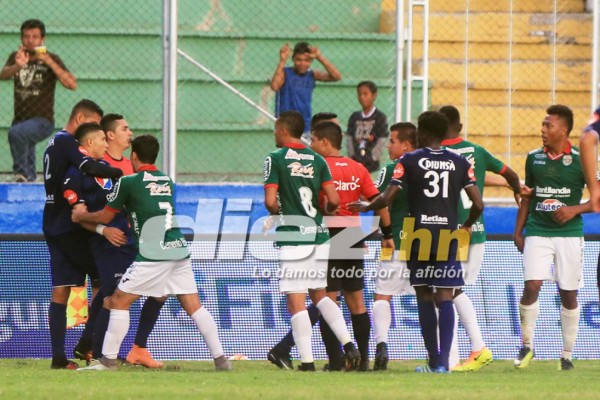 Las imágenes que la televisión no mostró del Motagua-Marathón