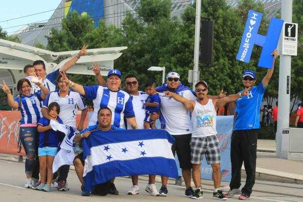 ¡Bellezas! Hondureñas y ticas se toman el BBVA Compass de Houston&nbsp;&nbsp;