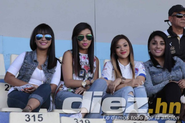 FOTOS: Las chicas más lindas de la Jornada 4 del Clausura