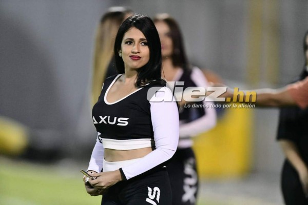 ¿Quién es? Nuevo rostro femenino de TVC y las preciosas modelos en el Real España-Vida