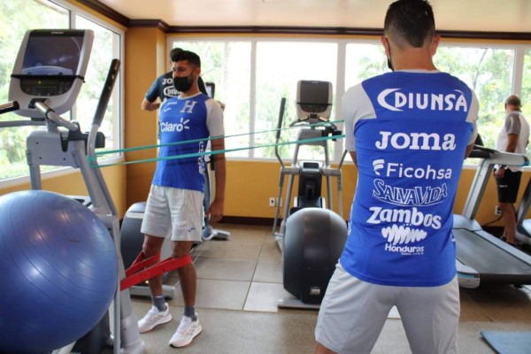 Viernes intenso para la H: trabajo de gimnasio, cancha y el arribo de un legionario a la concentración