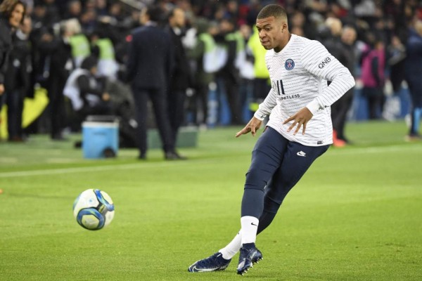 ¡Tremendo! Shenlong se apodera del PSG y así fue captado el brasileño Neymar