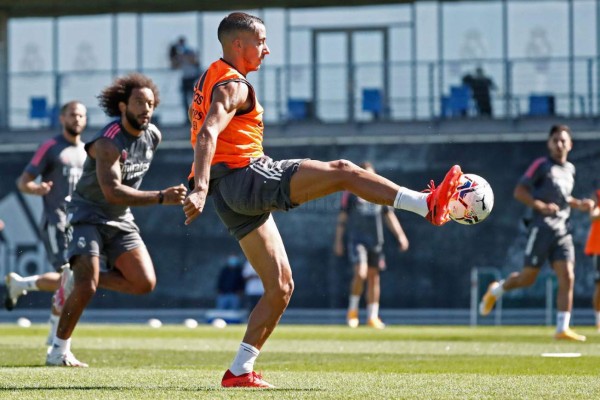 Con dos nuevas novedades y toques de balón: Así fue el entrenamiento del Real Madrid