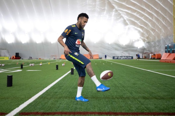 Con Brasil y en Miami: Así luce Neymar tras su fichaje fallido por el Barcelona