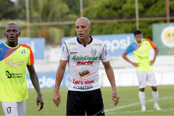 Futbolistas que defraudaron en el torneo Apertura de Honduras