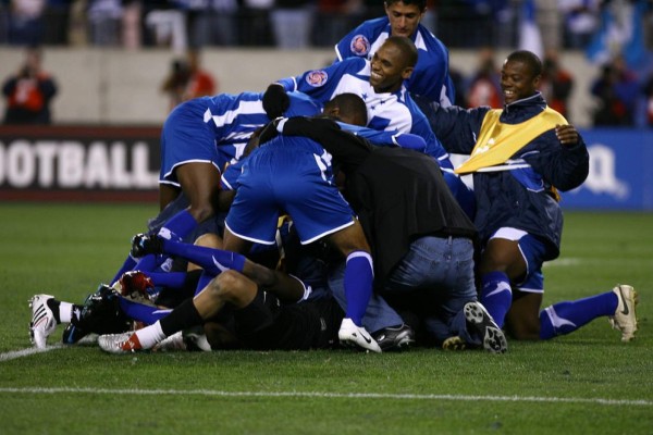 Gol de Welcome, bronca de Pereira y el festejo de Rodas; las inolvidables fotos de Honduras en Preolímpicos