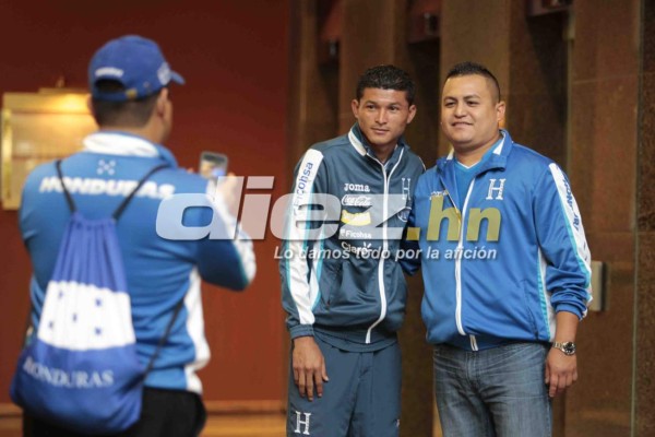 El ambiente en concentración de Honduras a un día de su debut
