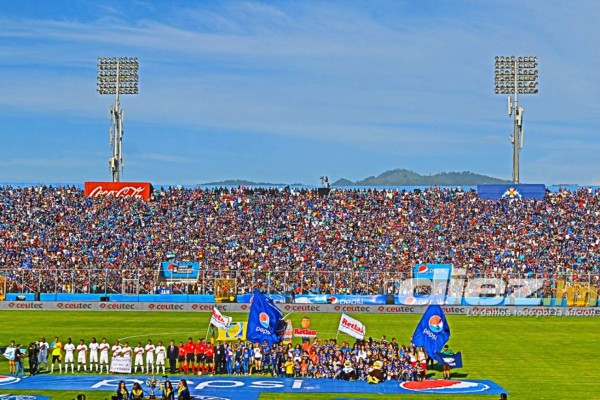 ¡Llenazo! Motagua celebra su Copa 15 con el Nacional a reventar