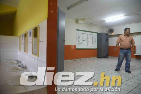 EN FOTOS: Abandonado y viejo, así luce el triste estadio de La Ceiba