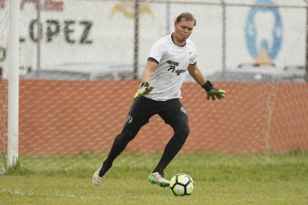 ¿Qué les pasó? Figuras catrachas de paso efímero por la Liga Nacional de Honduras