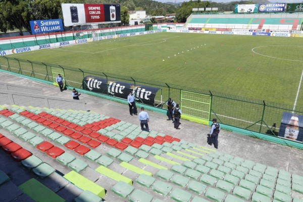 ¡Sin escupir ni sacudirse la nariz! Las medidas que se adoptarían para la reanudación del fútbol