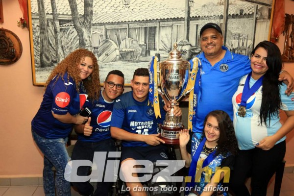 FOTOS: Motagua celebra por todo lo alto su Copa 14