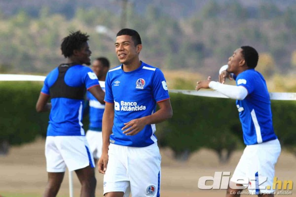 FOTOS: Dos novedades en entreno del Olimpia y Carlo Costly pone alegría en el Marathón
