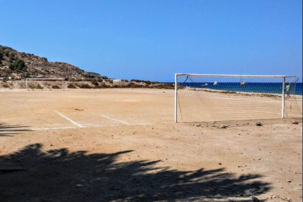 ESPECIAL: Las peores canchas donde jamás jugarías al fútbol